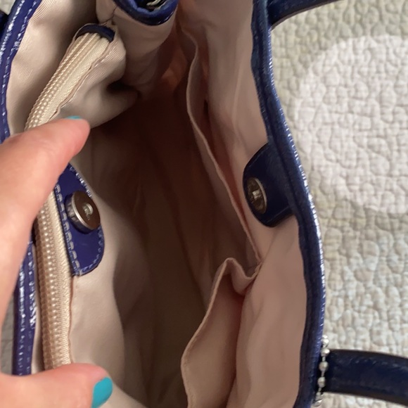 Coach Signature Mini Carryall & Wallet - Picture 6 of 16